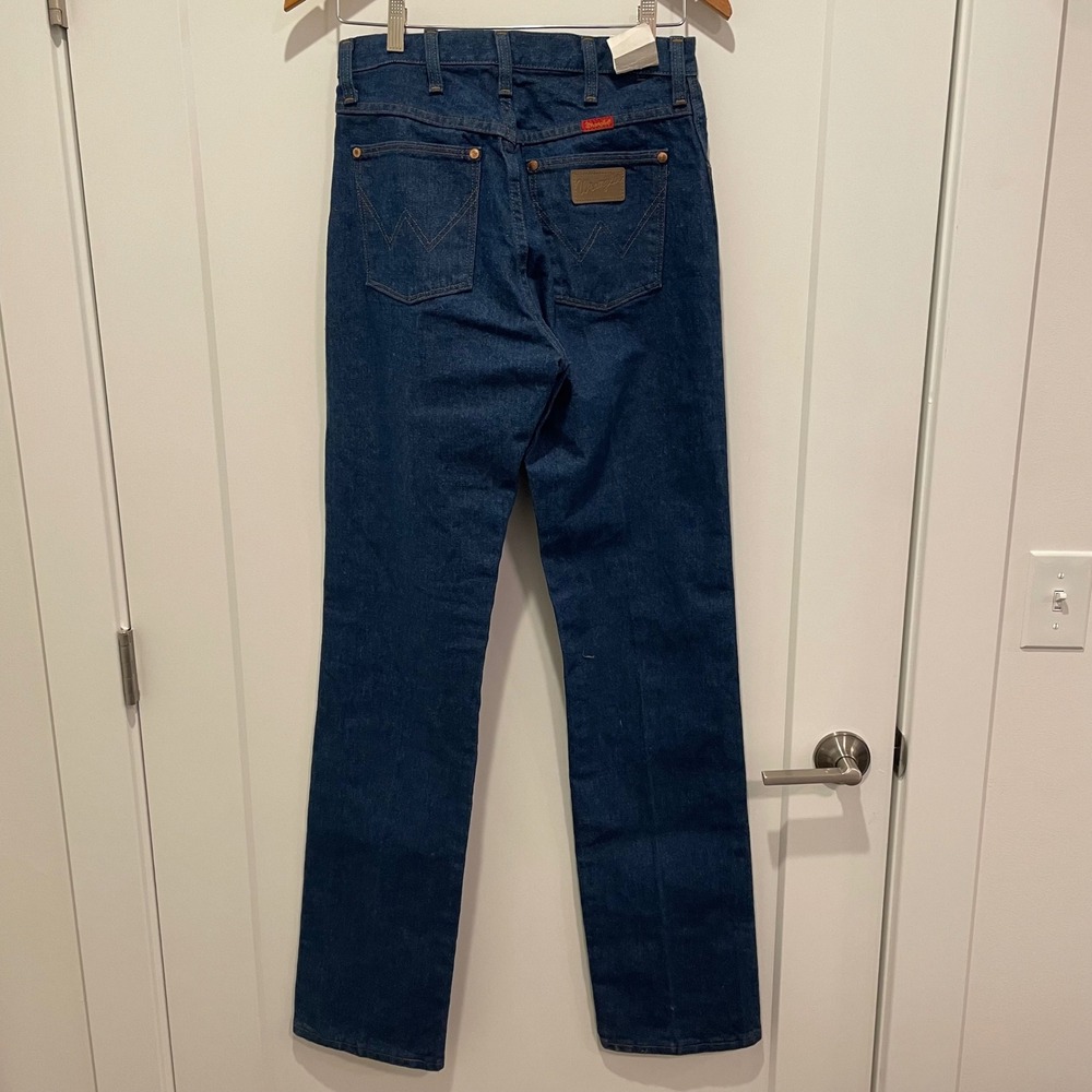 NWT Wrangler Slim Fit Cowboy Cut Jeans 9x36 Dark Wash Denim Women's Jeans‎